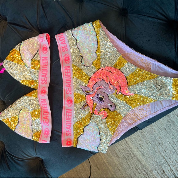 Seaqueen 2 piece high waist bathing suit! - Picture 2 of 7